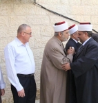 Eminence Sheikh Yusuf Id'es the Minister of Awqaf and Religious Affairs visits the Friends of the Blind Association
